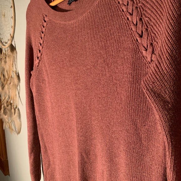 American Eagle knit Sweater ⭐️ - Picture 2 of 3